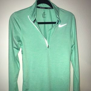 Nike DRI-FIT quarter zip